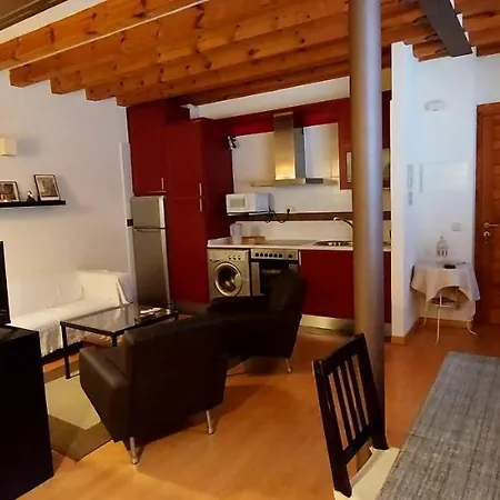Virgen Del Sagrario Apartment